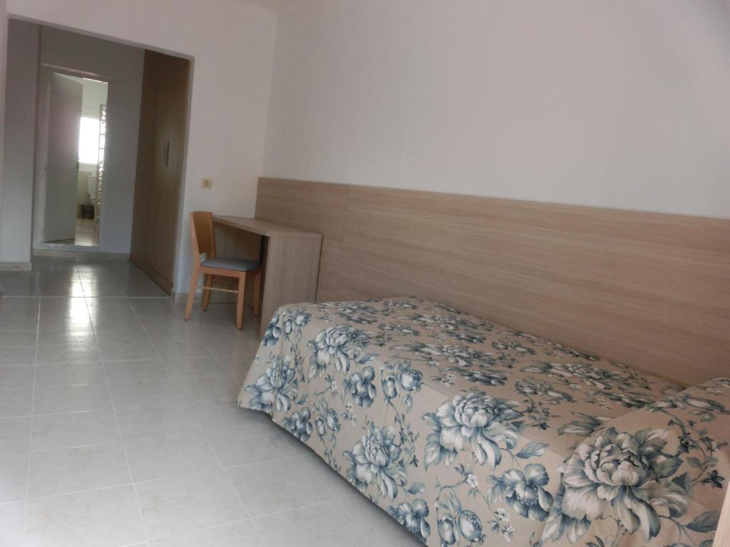 Hotel Can Catala L' Escala Szoba fotó