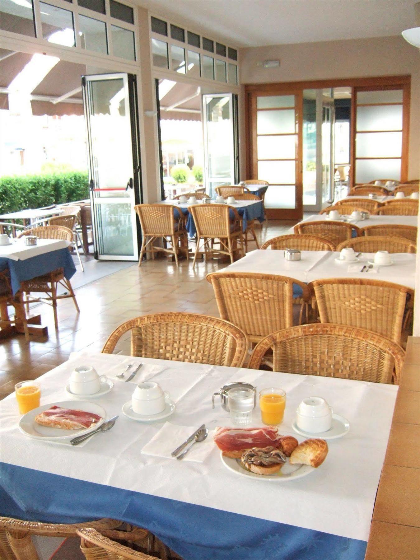 Hotel Can Catala L' Escala Kültér fotó